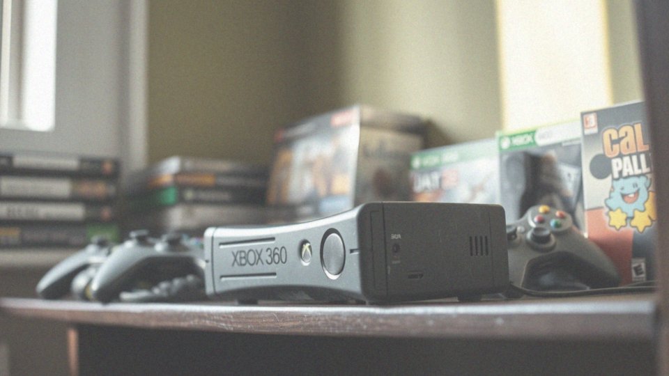 Jaką pojemność dysku twardego posiada Xbox 360 Core?